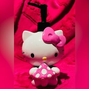 Hello Kitty Pink and White Soap Dispenser